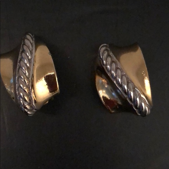 BURBERRY OF LONDON GOLD-PLATED CLIP EARRINGS - Picture 3 of 8